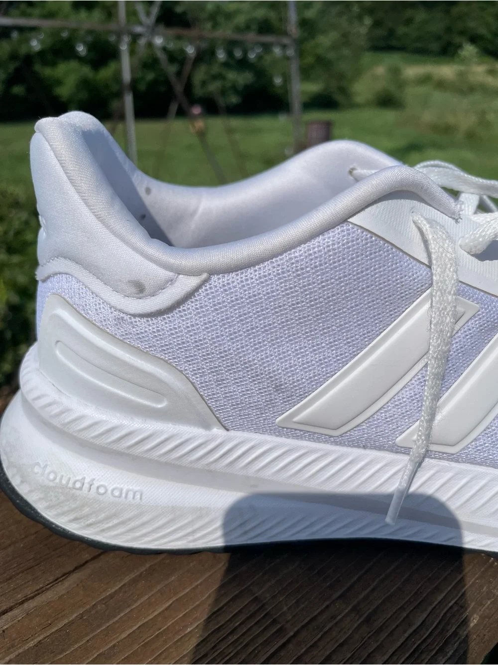 Adidas Men’s CloudFoam Athletic Shoes White size 11